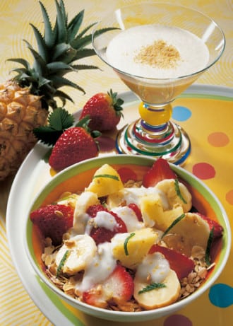 Weizenkeim-Müsli mit Bananenmilch (Vegetarier geeignet) - Foto; Wirths PR