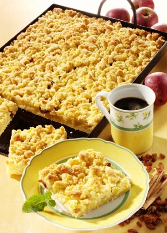 Backen: Apfelstreuselkuchen (Vegetarier geeignet) - Foto: Wirths PR